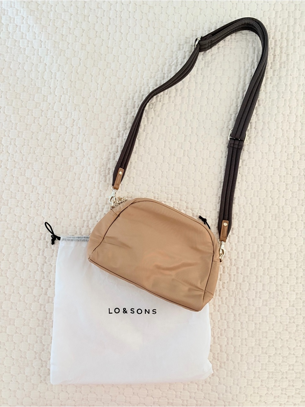 Lo & Sons Nouvelle Tan Crossbody Bag